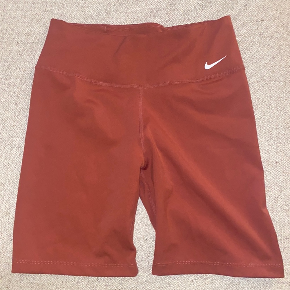Nike biker shorts- S